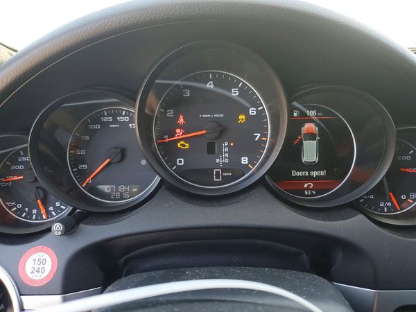 2014 PORSCHE CAYENNE — ODOM