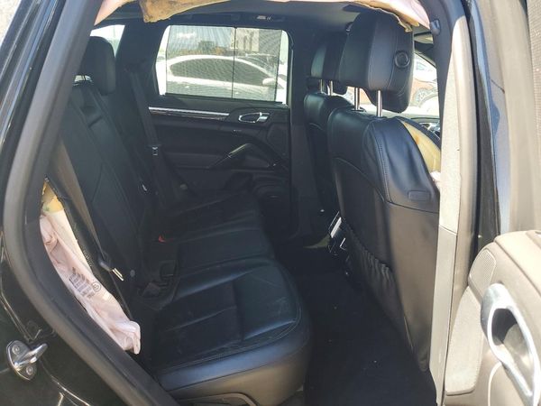 2014 PORSCHE CAYENNE — PSRS