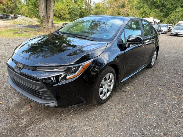 2025 TOYOTA COROLLA LE