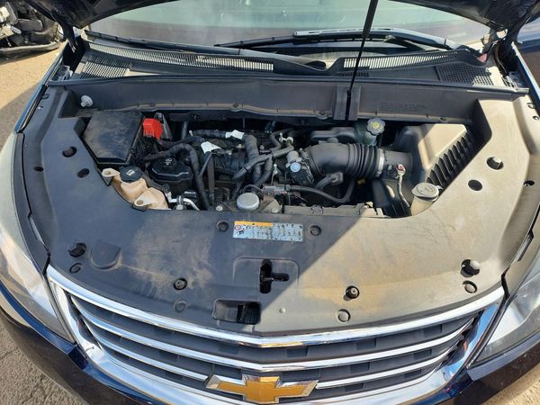 2016 CHEVROLET TRAVERSE 1LT — Engine bay