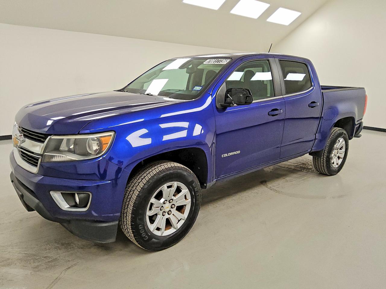 2017 CHEVROLET COLORADO LT — Front 3/4