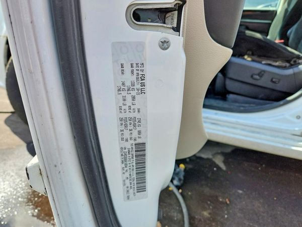 2016 DODGE GRAND CARAVAN SE — VINS