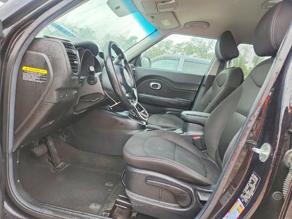 2016 KIA SOUL Plus — DENT