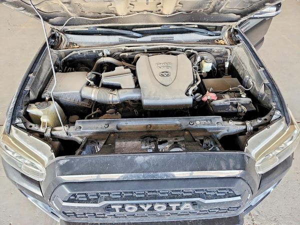 2017 TOYOTA TACOMA — Engine bay