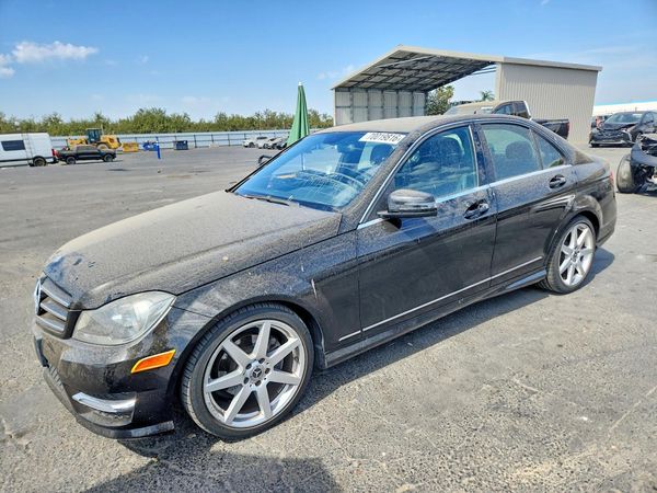 2014 MERCEDES-BENZ C — DSFA — Front 3/4