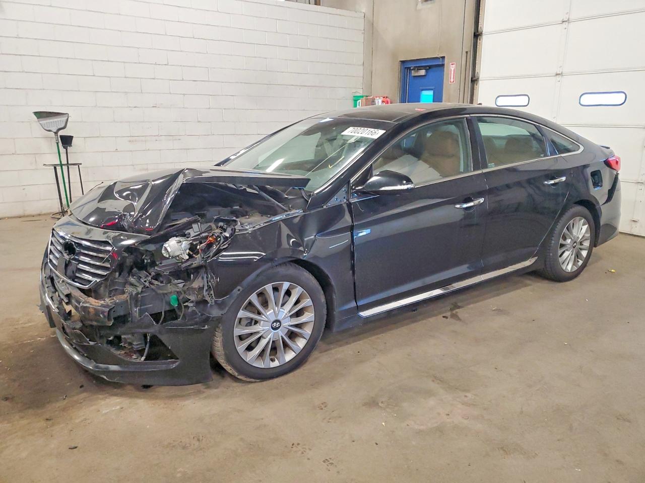 2015 HYUNDAI SONATA — Front 3/4