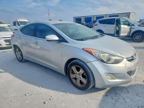 2012 HYUNDAI ELANTRA GLS(Middle grade) — Passenger 3/4