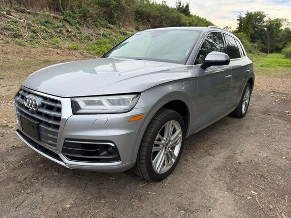 2018 AUDI Q5 quattro Prestige