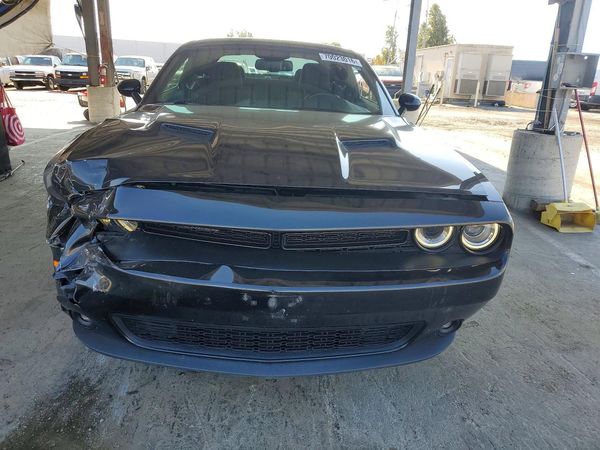 2016 DODGE CHALLENGER SXT — DIRF