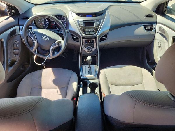 2013 HYUNDAI ELANTRA — CKPT