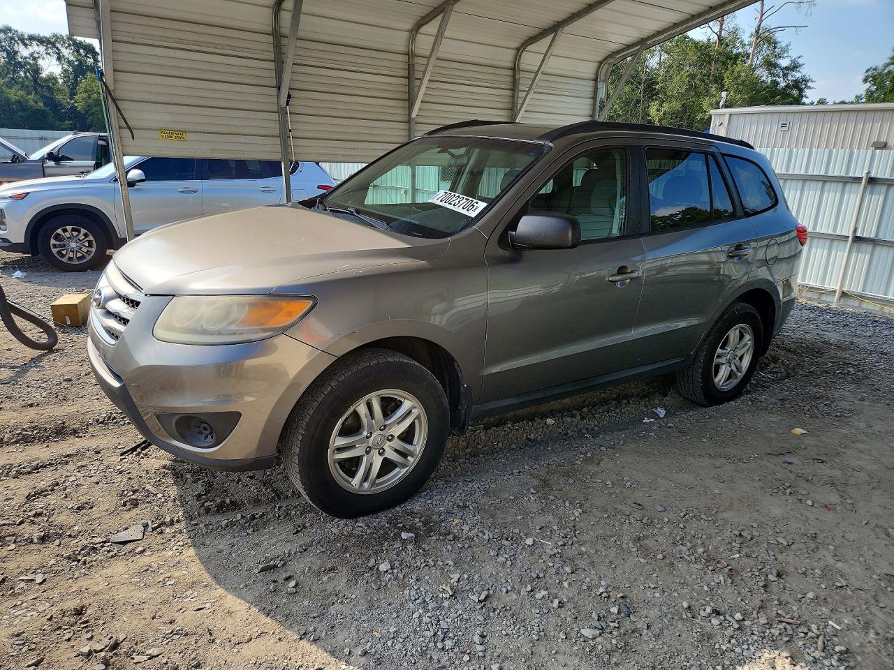 2012 HYUNDAI SANTA FE GL(Middle-low ) — Front 3/4