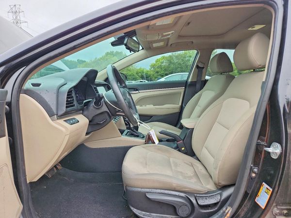 2020 HYUNDAI ELANTRA — DENT