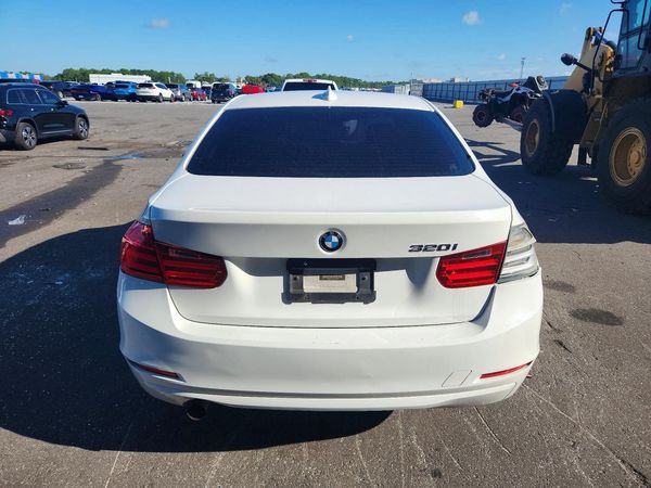 2014 BMW 320 SA — DIRR