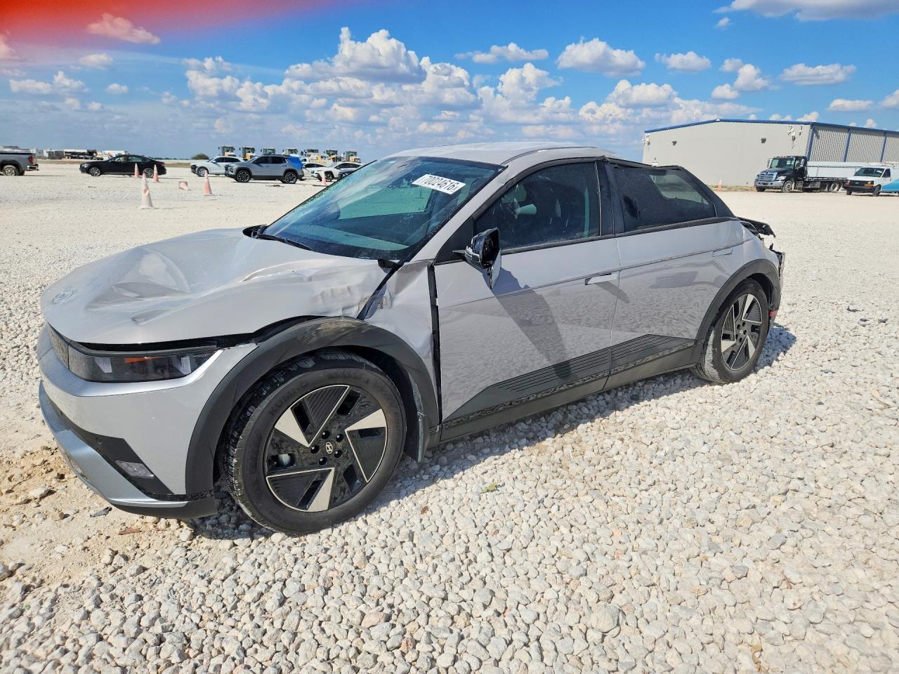 2026 HYUNDAI IONIQ SEL — Front 3/4
