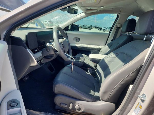 2026 HYUNDAI IONIQ SEL — DENT