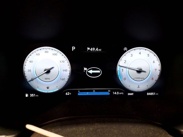 2021 HYUNDAI SANTA FE SEL w/ Premium Pkg — ODOM