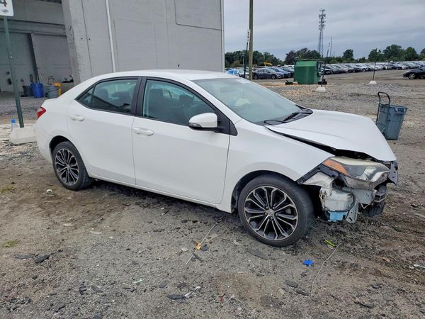 2015 TOYOTA COROLLA L/LE — Passenger 3/4