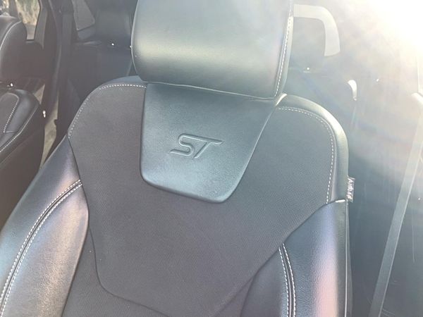 2019 FORD EDGE ST