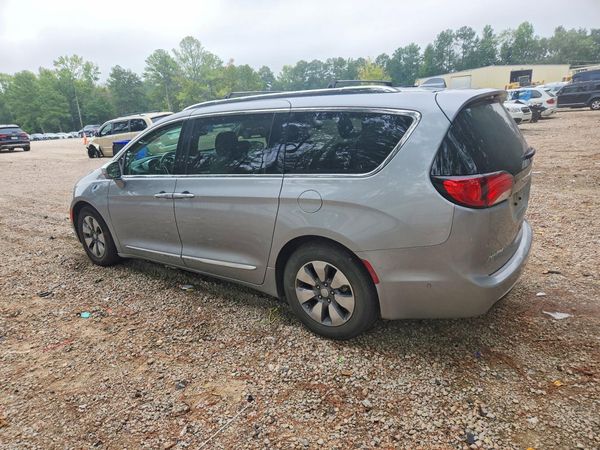 2018 CHRYSLER PACIFICA Limited — DSRA