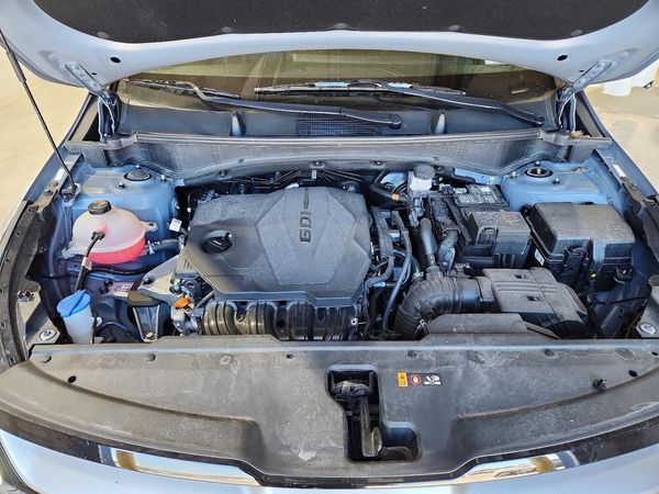 2023 KIA SPORTAGE EX — Engine bay