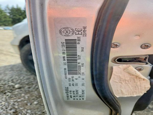 2016 RAM 1500 SLT — VINS