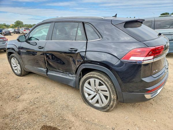 2022 VOLKSWAGEN ATLAS CROSS SPORT 4Motion SE w/ Tech — DSRA