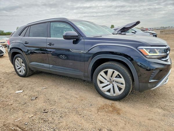 2022 VOLKSWAGEN ATLAS CROSS SPORT 4Motion SE w/ Tech — Passenger 3/4