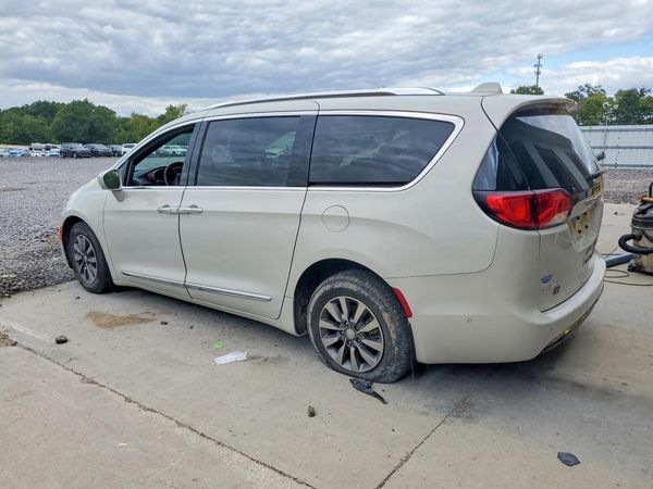 2019 CHRYSLER PACIFICA Touring L Plus — DSRA