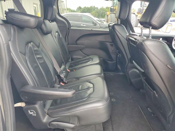 2019 CHRYSLER PACIFICA Touring L Plus — PSRS