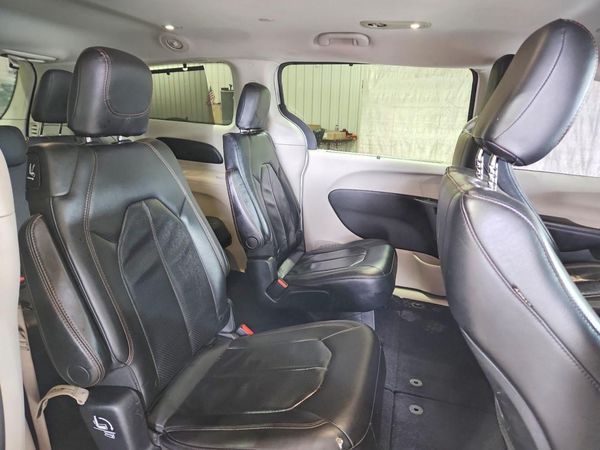 2018 CHRYSLER PACIFICA Touring L — PSRS