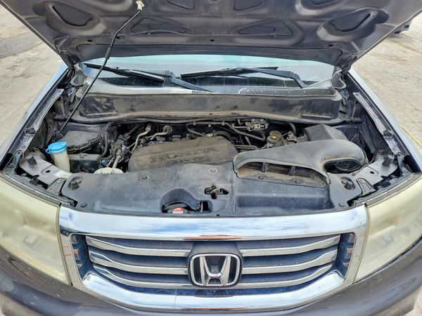 2015 HONDA PILOT EX — Engine bay