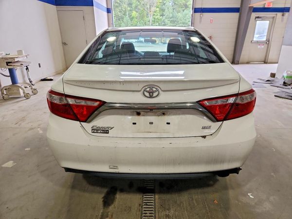 2016 TOYOTA CAMRY — DIRR