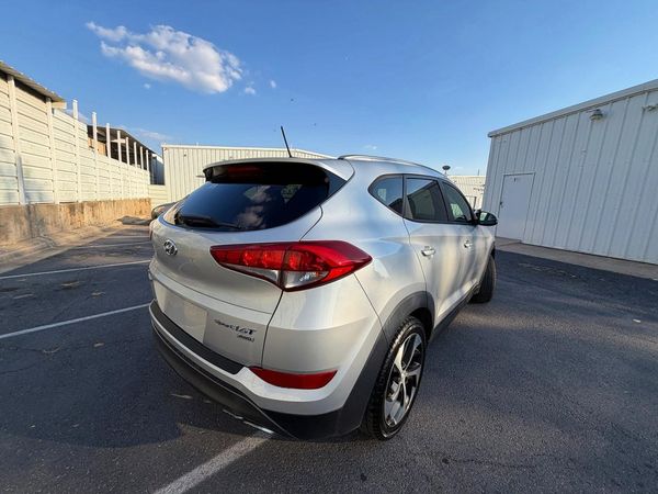 2016 HYUNDAI TUCSON