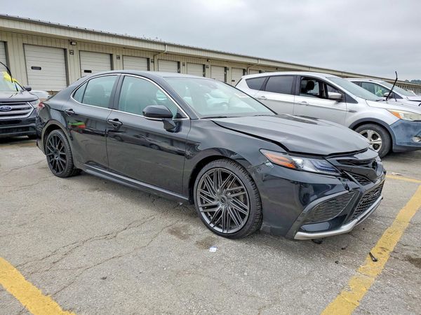 2024 TOYOTA CAMRY XSE — Passenger 3/4