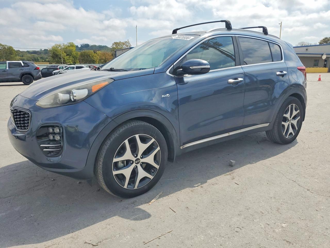 2017 KIA SPORTAGE SX Turbo — Front 3/4