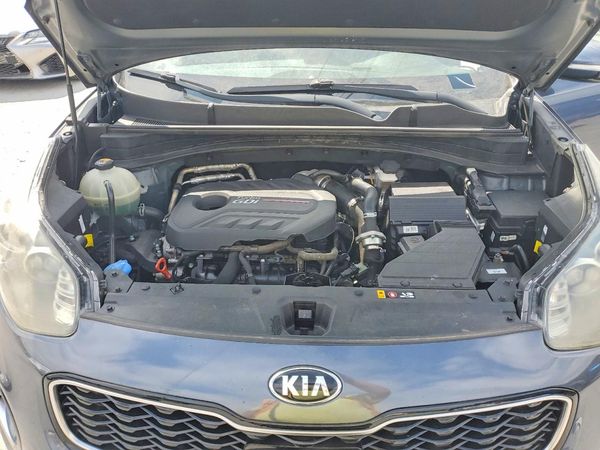 2017 KIA SPORTAGE SX Turbo — Engine bay