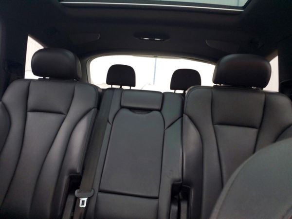 2017 AUDI Q7 quattro Prestige — SUVN