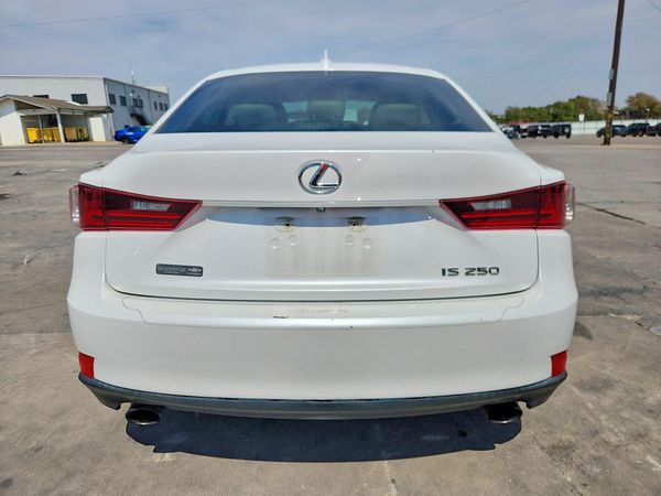 2014 LEXUS IS 250 — DIRR