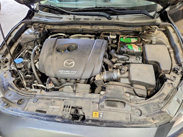 2017 MAZDA 3 Touring — Engine bay