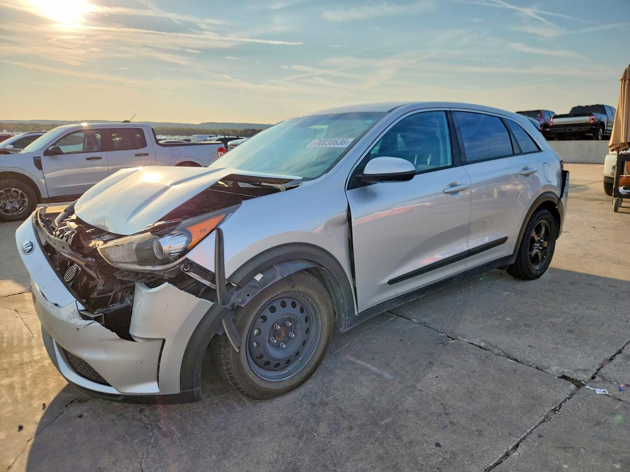 2018 KIA NIRO FE (HEV), LX (HEV) — Front 3/4