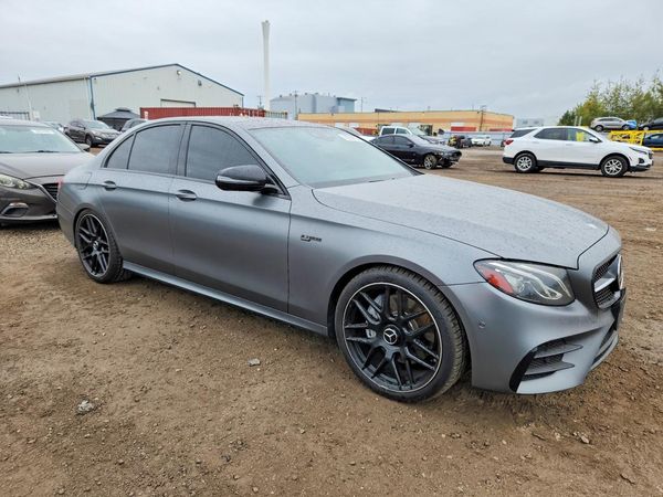 2017 MERCEDES-BENZ E-CLASS AMG E43 — Passenger 3/4