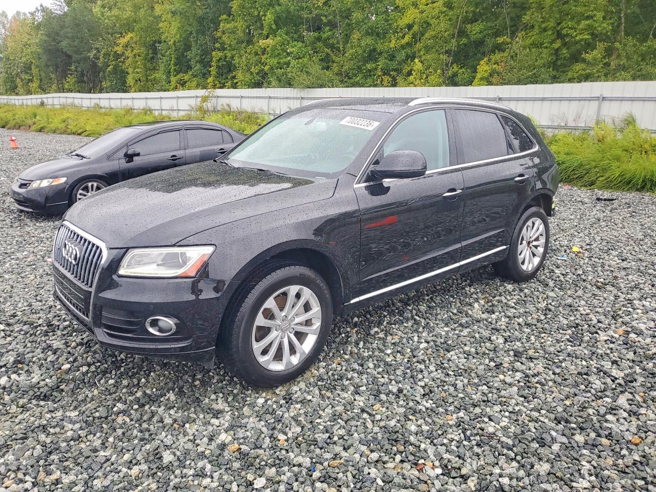 2016 AUDI Q5 quattro Premium Plus — Front 3/4