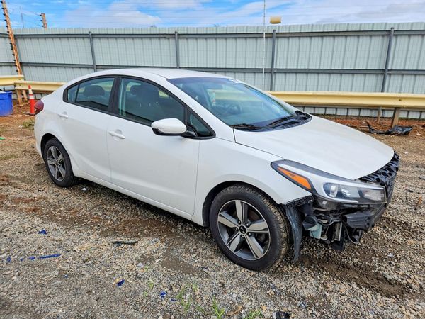 2018 KIA FORTE LX Pop,S,EX — Passenger 3/4