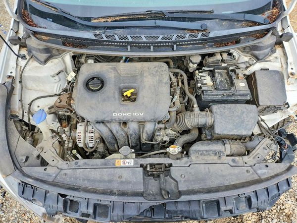 2018 KIA FORTE LX Pop,S,EX — Engine bay