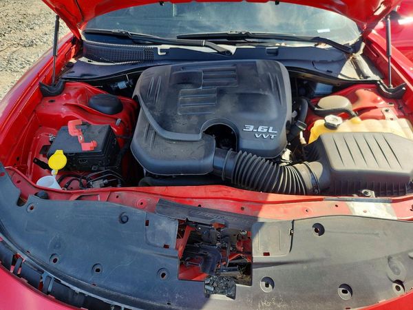 2022 DODGE CHARGER SXT — Engine bay