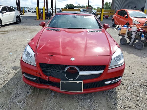 2016 MERCEDES-BENZ SLK SLK300 — DIRF
