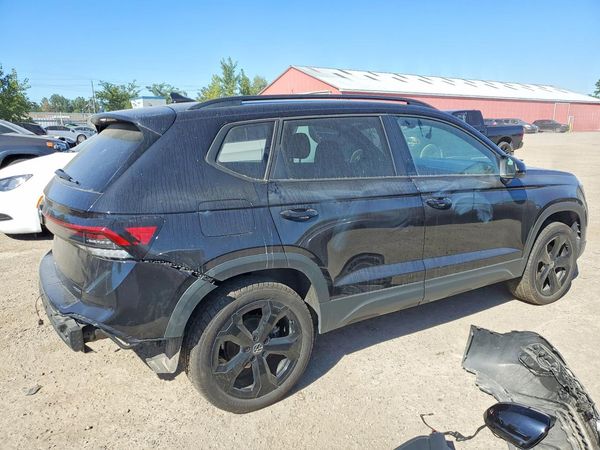 2025 VOLKSWAGEN TAOS 4Motion SE Black — PSRA