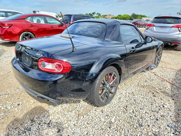 2014 MAZDA MX5 Touring/GS