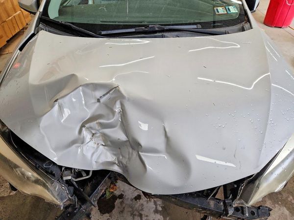 2016 TOYOTA COROLLA L/LE — Engine bay