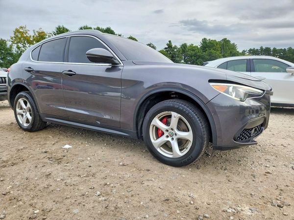 2019 ALFA ROMEO STELVIO RWD — Passenger 3/4